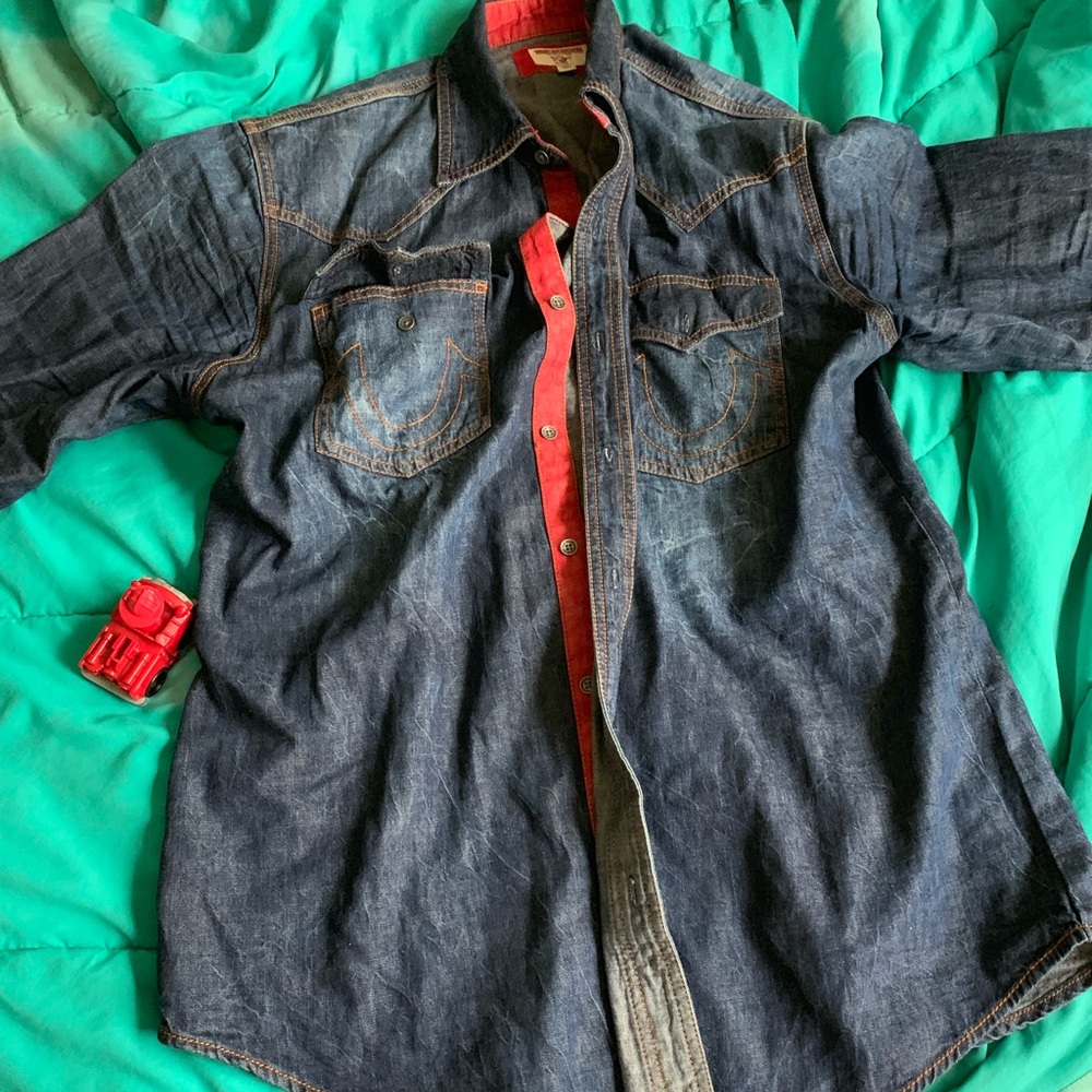 True Relgion Jean shirt
